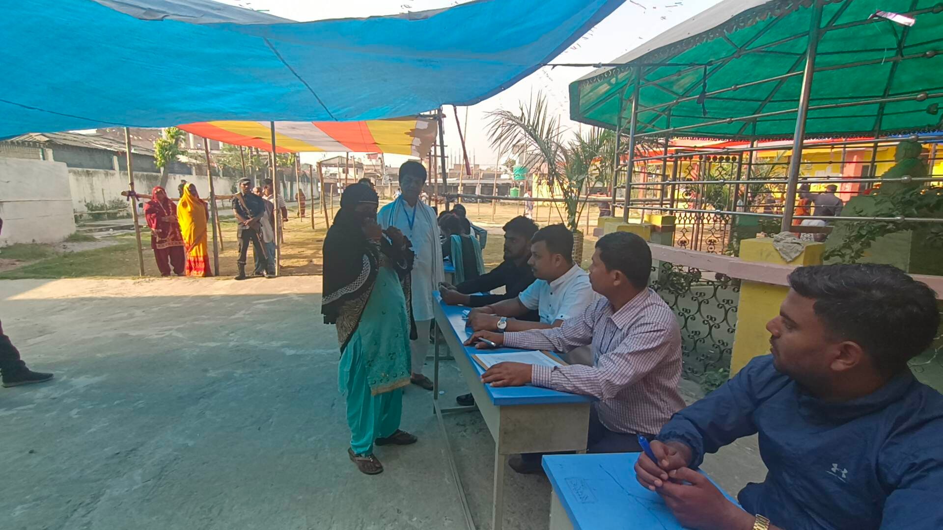 बाराको देवताल गाउँपालिका वडा नं.२ कल्याणपुर मतदान केन्द्र