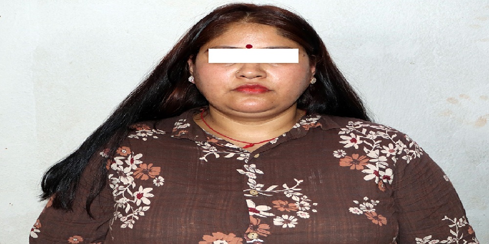 स्विटजरल्याण्ड पठाइदिन्छु भनी ठगी गरेको आरोपमा गोंगबुबाट एकजना पक्राउ