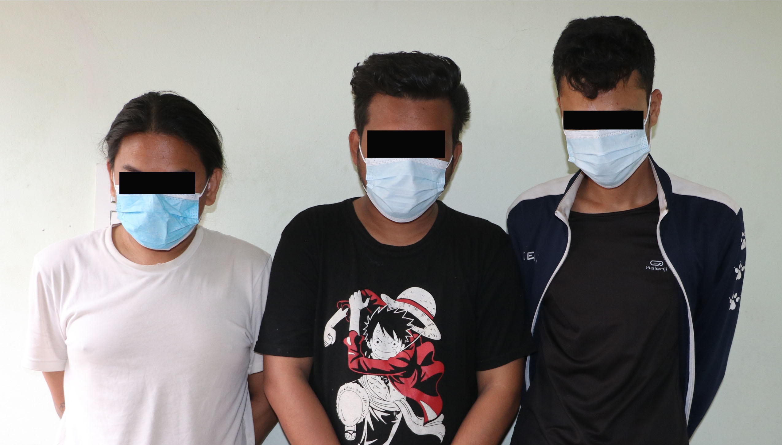 लागू औषधसहित पोखराबाट पक्राउ परेका युवाहरु