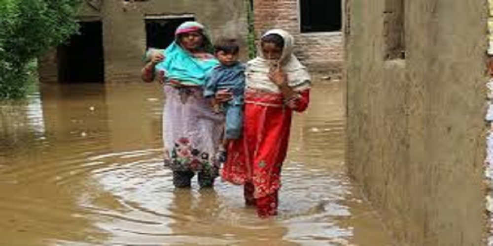 शनिवार आएको भिषण वर्षाले पाकिस्तानमा मृत्यु हुनेको संख्या २८ पुग्यो