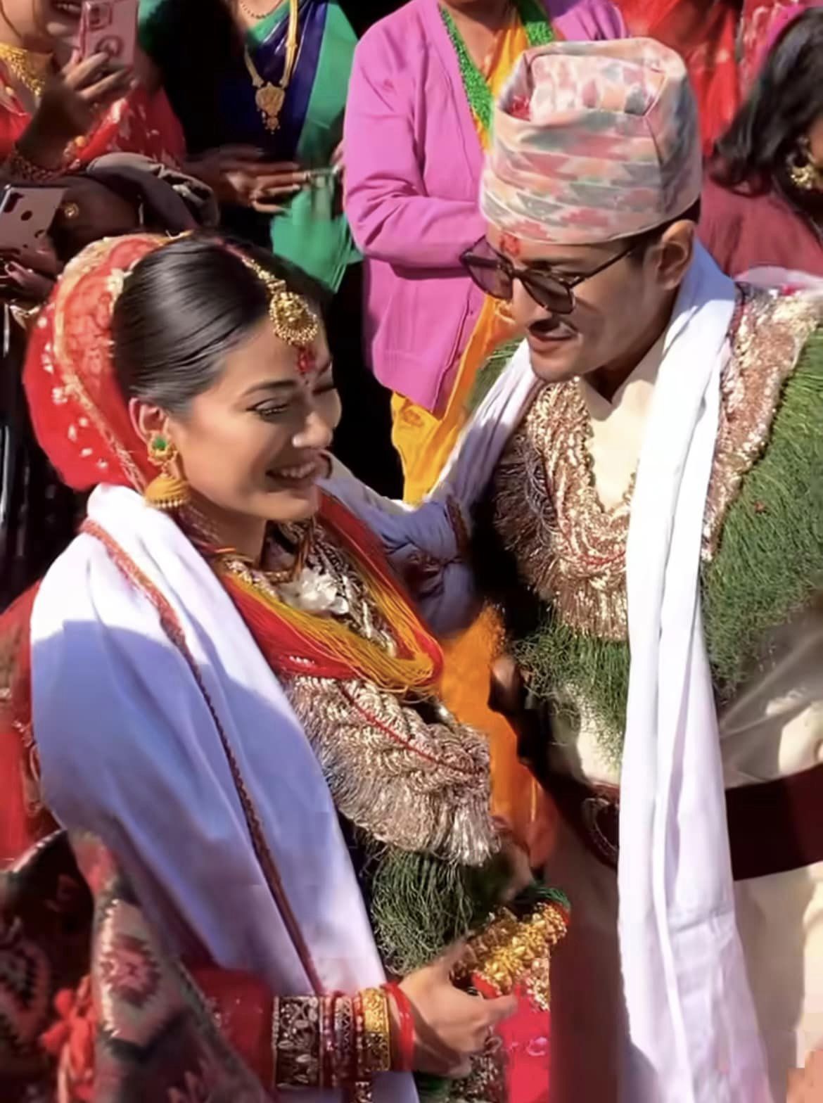 सम्भव सिरोहियाकी दुलही बनिन् शृङ्खला खतिवडा