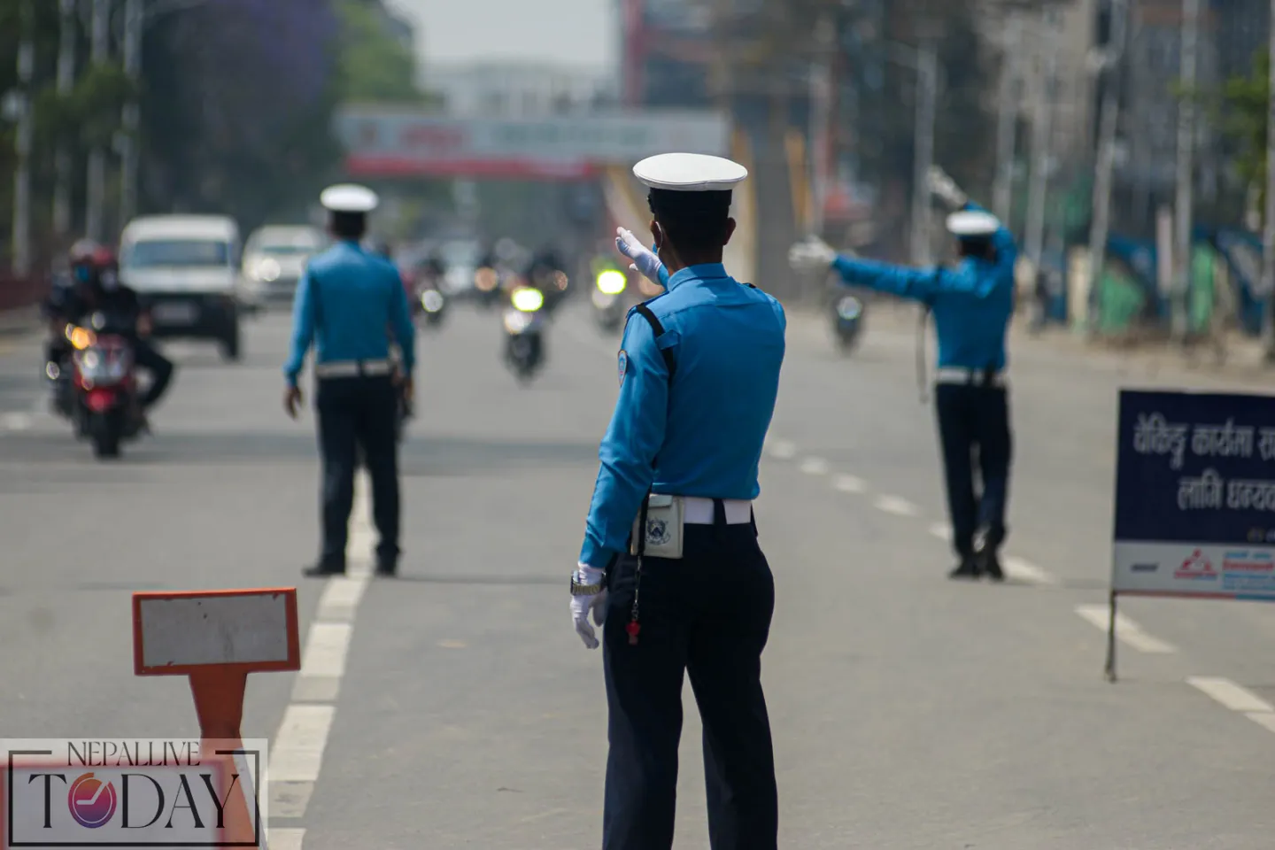 टाफिक चेकिङ्ग