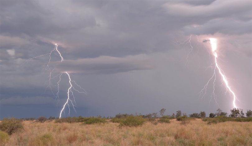 चट्याङ, lightening