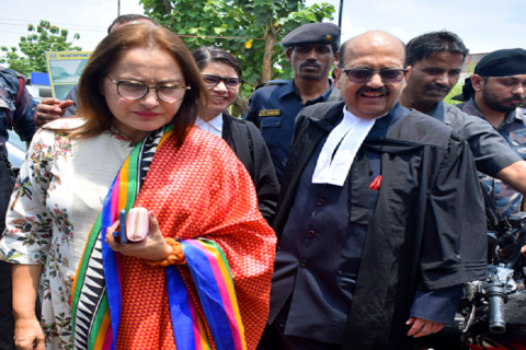 बलिउड अभिनेत्री तथा राजनीतिकर्मी जया प्रदालाई पक्राउ गर्न अदालतको आदेश