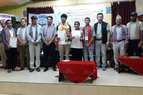 यु–२० बुद्धिचाल प्रतियोगिताको च्याम्पियन बने, ईश्वर