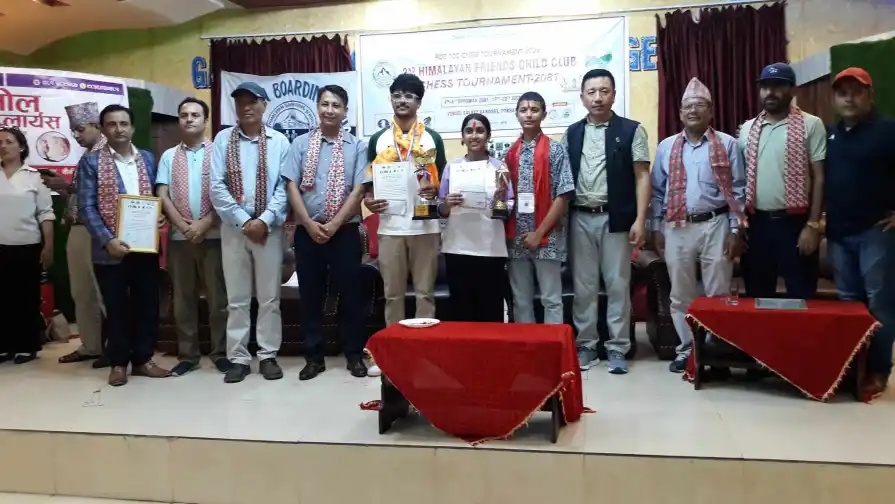 यु–२० बुद्धिचाल प्रतियोगिताको च्याम्पियन बने, ईश्वर घिमिरे