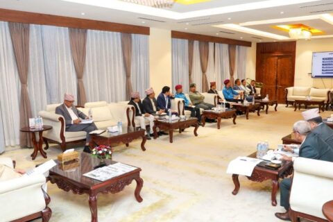 प्रहरीका कानुनलाई परिमार्जन गर्न प्रधानमन्त्रीको निर्देशन