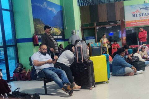 यात्रुहरुलाई बिचल्ली बनाएर श्री एयरलायन्स मध्यरातसम्म सम्पर्कबिहीन