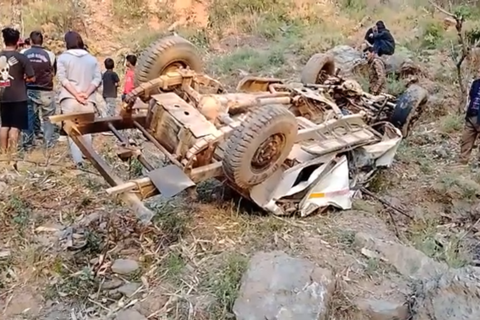 अर्घाखाँचीमा एकाबिहानै जिप दुर्घटना : एकै गाउँका दुईजनाको मृत्यु, दुई घाइते