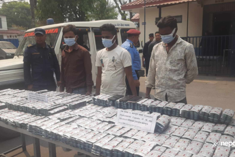 ठुलो मात्राको लागू औषधसहित भारतीय एम्बुलेन्स र छ जना भारतीय ललितपुरबाट पक्राउ