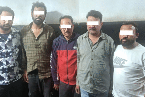 नेपाल घुम्न आएका बंगलादेशीलाई ललितपुरमा बन्धक बनाउने पांच भारतीय पक्राउ