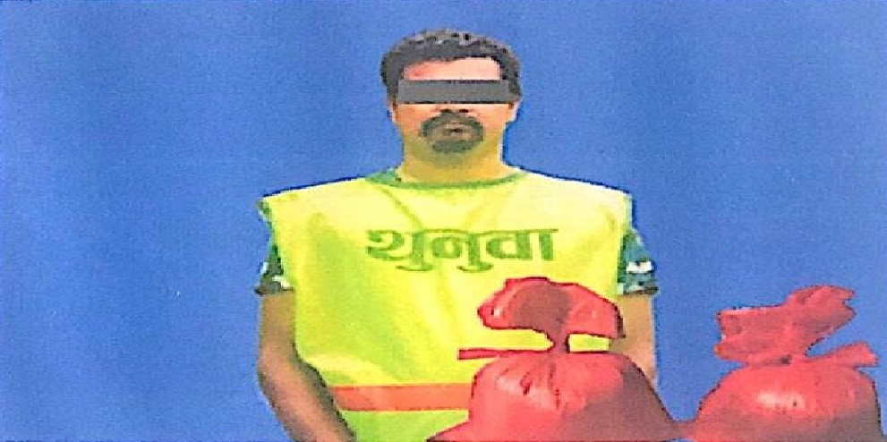 नक्कली मह बिक्री गरेको आरोपमा पक्राउ परेका भारतीय