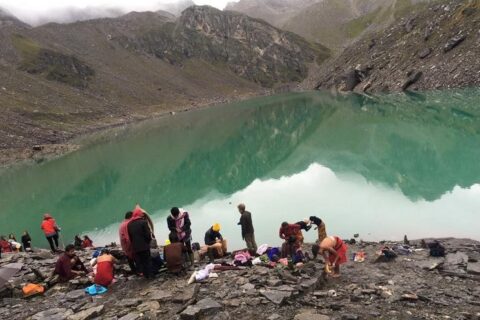 दूधपोखरी नुहाउन गएका लमजुङका युवा डुबेर बेपत्ता