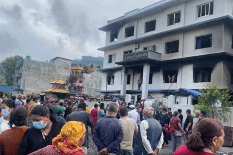सात सय ३० राउण्ड गोलीसहित काभ्रेबाट आठ जना पक्राउ