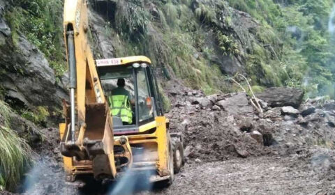 पर्वतमा सडक अलपत्र पार्ने ठेकेदारको जमानत जफत