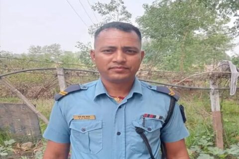 वडाध्यक्षलाई गोली हानेको आरोप लागेका प्रहरी सहायक हवल्दार यादव एम्बुलेन्स चढेर भाग्दै गर्दा  तीन दिनपछि पक्राउ