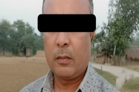 ‘न्याय दिन्छु’ भन्दै होटेल पुर्याएर बलात्कार गर्ने कानुन व्यवसायीलाई बारामा होटेलबाटै थुतेर राम धुलाई