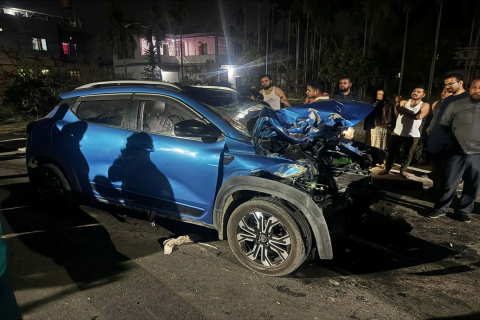 झापाको बिर्तामोडमा गएराती कार र मोटरसाइकल एकापसमा ठोक्किए : एकजनाको मृत्यु, अर्को एक जना घाइते