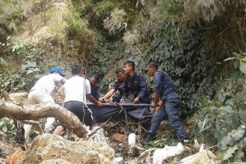 बैतडीमा भीरबाट खसेर निर्वाचन प्रहरीको मृत्यु