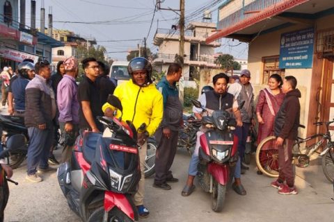 सर्लाहीस्थित लघुवित्त संस्थामा कर्मचारीमाथि आक्रमण गरेर लुटपाट