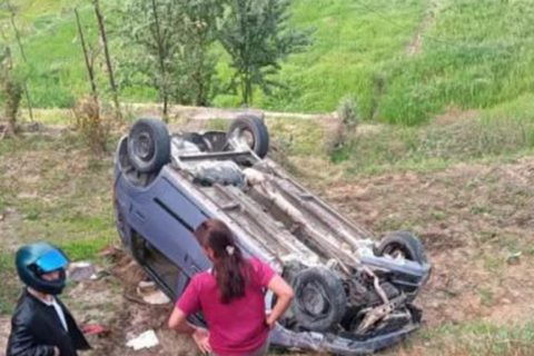 भक्तपुरमा कार दुर्घटना : तीन जनाको मृत्यु, दुई जना घाइते