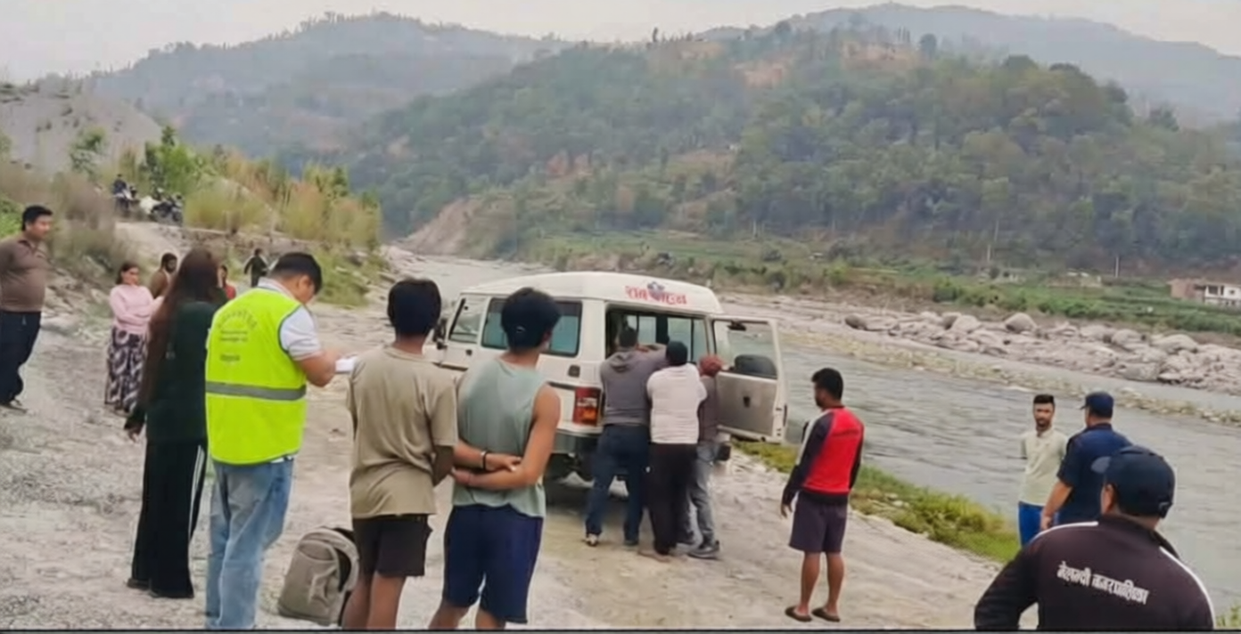 नागरिकता बनाउन सिन्धुपाल्चोक पुगेका दुई किशोरी इन्द्रावतीमा बगे : एउटी मृत भेटिइन्, अर्की अझै बेपत्ता