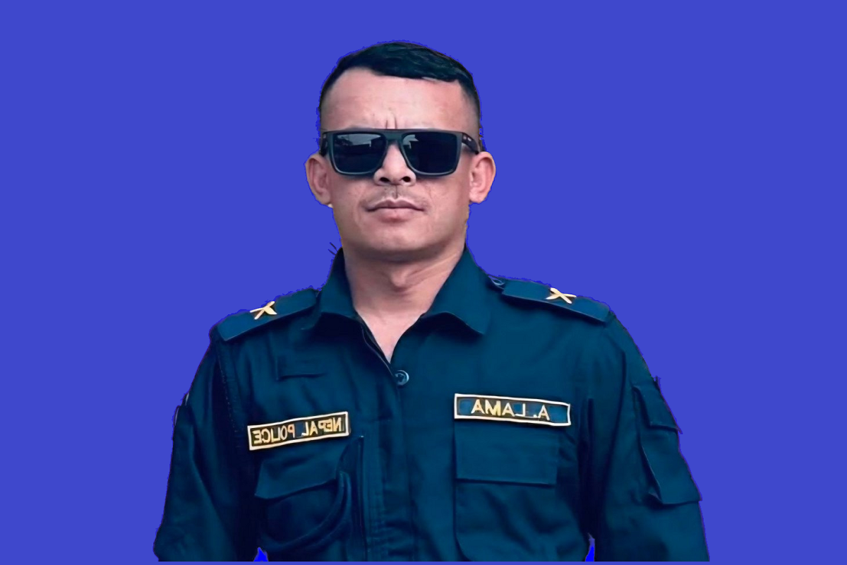 काठमाण्डौमा गएराती ट्रकले मोटरसाइकललाई ठक्कर दिंदा ट्राफिक प्रहरी निरिक्षक लामा घाइते