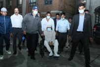 २१ दिनपछि अस्पतालबाट घर फर्किए एमाले अध्यक्ष केपी शर्मा ओली