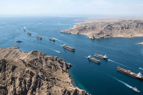 स्ट्रेट अफ हर्मुज खुला गर्ने इरानको घोषणा