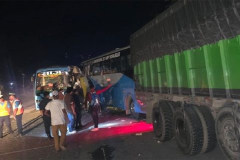 धादिङको बैरेनी दुर्घटना अपडेट : ३४ जना घाइतेलाई थप उपचारका लागि काठमाडौं पुर्याइयो