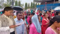दाङका सुकुम्बासीहरुद्वारा रास्वपाका सांसदलाई जिल्ला प्रवेशमा निषेध गर्ने निर्णय