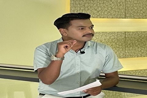 कास्की जिल्ला सहसचिव सुरेश सुनारले मध्यराती छाडे प्रेस चौतारी
