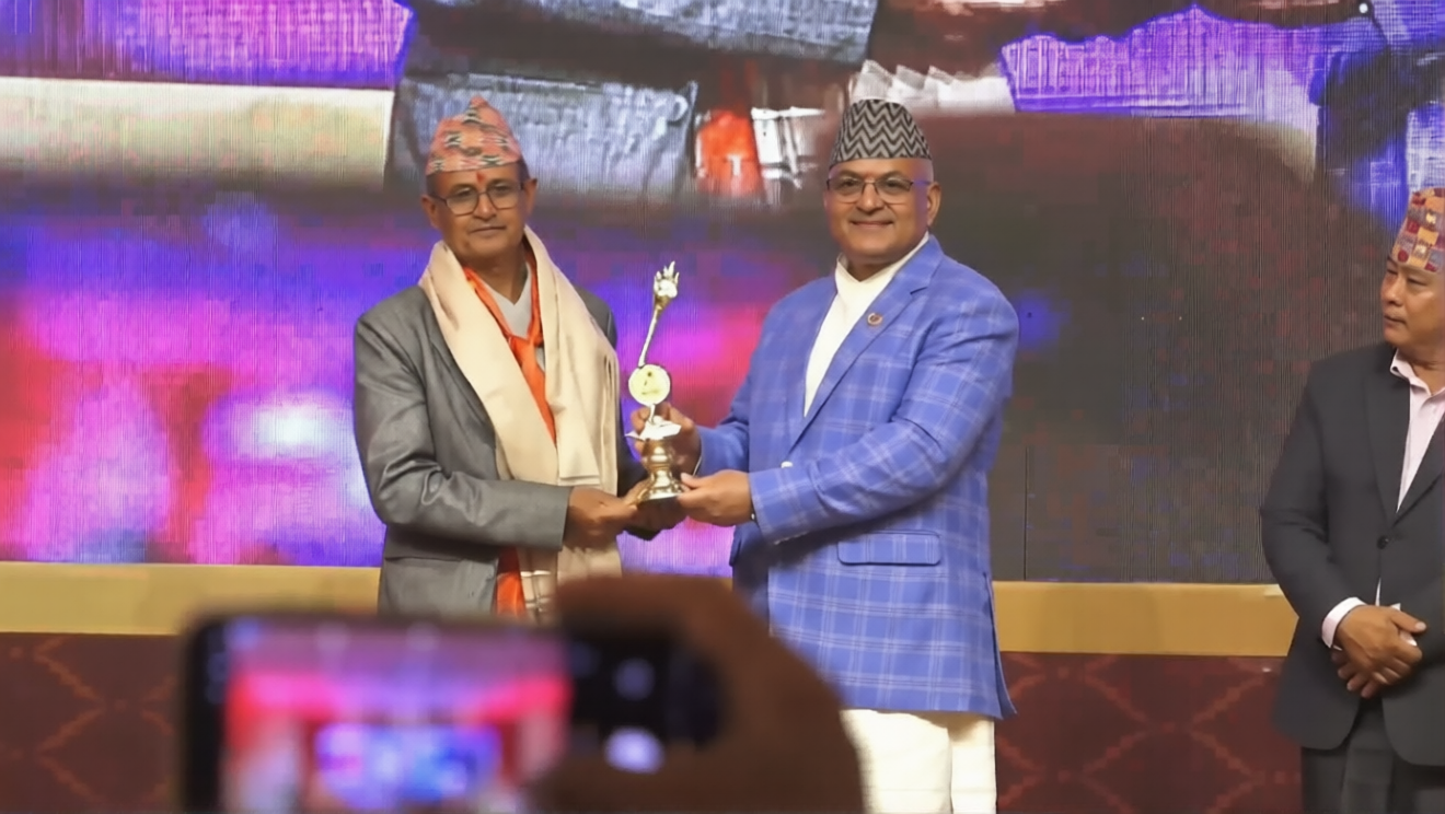 ओलम्पियन टीका बहादुर बोगटी पोखरामा ‘लाइफटाइम एचिभ्मेन्ट अवार्ड’ बाट सम्मानित