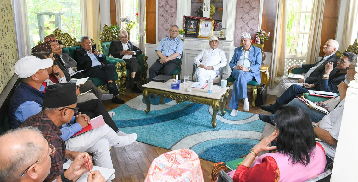 सबै नेताको कार्यविभाजनसहित एमालेले जारी गर्‍यो ‘अन्तर पार्टी निर्देशन–२’ (पूर्णपाठ)