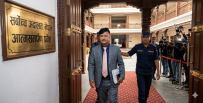 रामहरि श्रेष्ठ हत्या प्रकरण : दोषी ठहरिएका माओवादी जनमुक्ति सेनाका तत्कालिन ब्रिग्रेड कमान्डर गोविन्दबहादुर बटालाले सर्बोच्च अदालतमा गरे आत्मसमर्पण