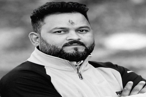 धनगढीमा अनमी कुटेको आरोप खेपेका बैतडीका स्वास्थ्य चौकी इन्चार्ज  लुहार काठमाडौँमा मृत भेटिए