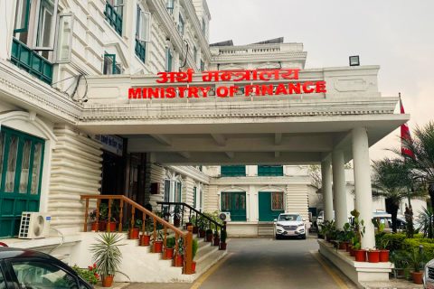 बजेट कार्यान्वयनकाे लागि जारी ३७ बुदे मार्गनिर्देशनः अनुशासन र मितव्ययितामा जोड, तर प्रशासनिक प्रक्रिया चुनौतीपूर्ण