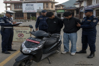 पार्किङमा राखिएको स्कुटर चोरी गरेको आरोपमा गोरखाबाट दुई युवा पक्राउ