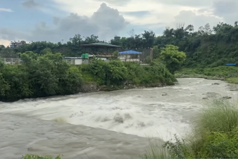 पोखरामा विजयपुर खोला तर्ने क्रममा दुई बालक बेपत्ता : खोजी शुरु