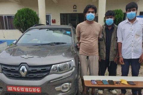 पत्रकारको परिचयपत्र देखाएर लागुऔषध ओसारपसार गर्ने तीन जना कारसहित पक्राउ