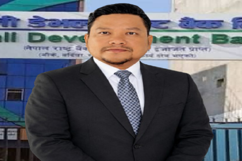 समस्याग्रस्त कर्णाली विकास बैंकका सीईओसहित तीन जना बैंकिङ कसुरमा पक्राउ