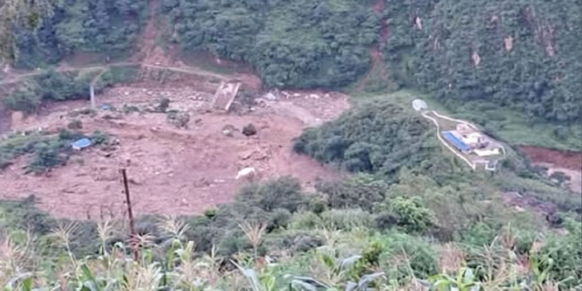 रोल्पाको थबाङमा पहिरोले घर पुरिँदा दुई जनाको मृत्यु, दुई जना गम्भीर घाइते