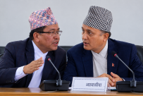 सर्बोच्चका न्यायाधीश रेग्मी र अख्तियार प्रमुख राईविरुद्ध संसद् सचिवालयमा महाभियोग निवेदन दर्ता
