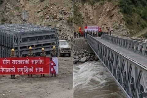 चीनले नेपाललाई दियो एकसय मिटर लम्बाइका दुई वटा बेलीब्रिज
