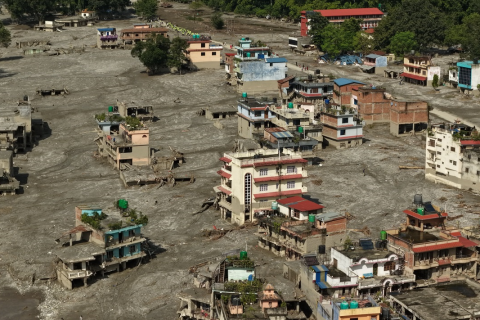 भोटेकोशी बाढीमा मर्नेको संख्या एक हजार तीनसय ९० पुग्यो