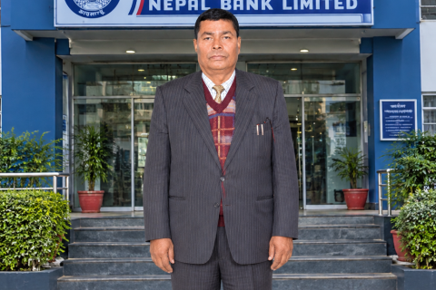 ऋण दिंदा घुस मागेको आरोपमा नेपाल बैंक लिमिटेडका पूर्वअध्यक्ष अधिकारी तीनवटै मुद्दामा दोषी ठहर