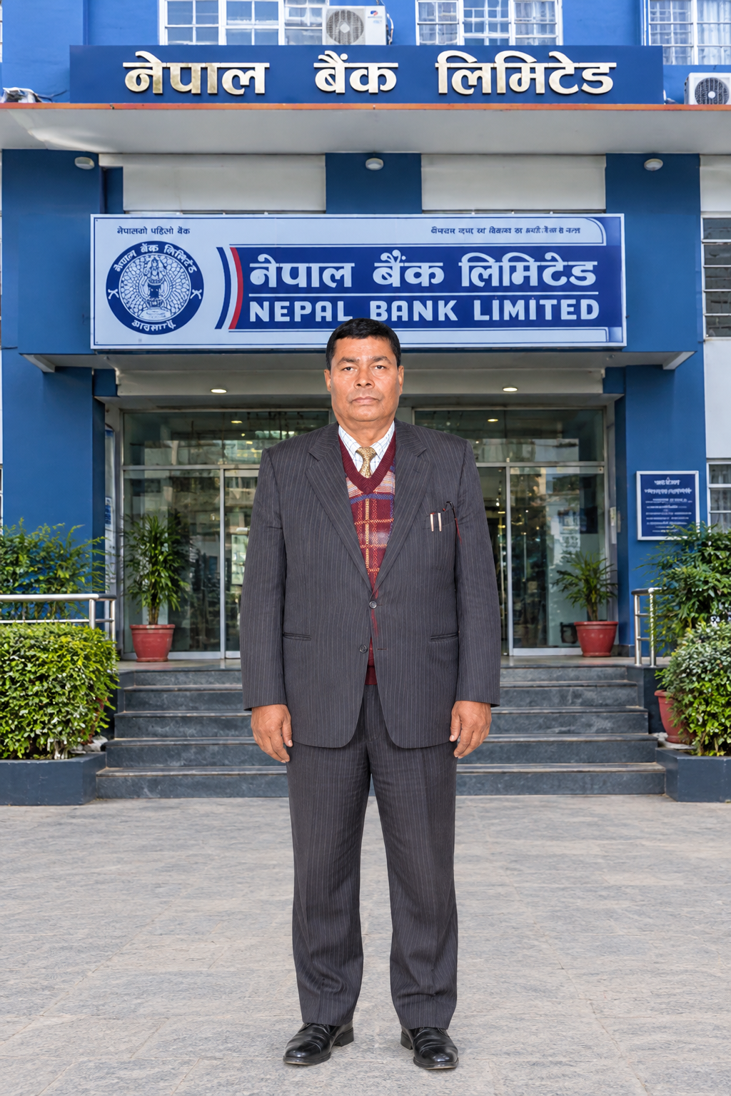 ऋण दिंदा घुस मागेको आरोपमा नेपाल बैंक लिमिटेडका पूर्वअध्यक्ष अधिकारी तीनवटै मुद्दामा दोषी ठहर