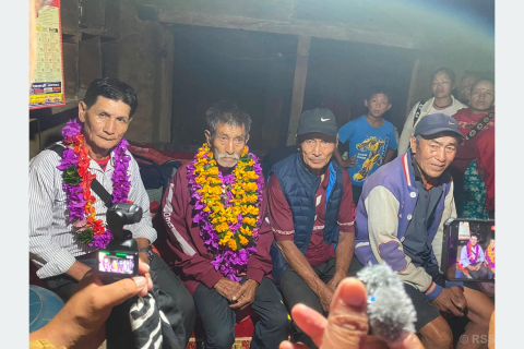 म्याग्दीको दग्नामका यामबहादुरको ५८ वर्षपछि पारिवारिक पुनर्मिलन