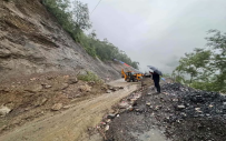 तनहुँबाट काठमाडौं र भरतपुरतर्फ जाने सडकमा यात्रा नगर्न प्रहरीको आग्रह