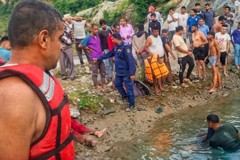 दशैं मनाउन माइती पुगेका आमाछोरी सिन्धुलीको क्रसर उद्योगको पानी पोखरीमा मृत भेटिए